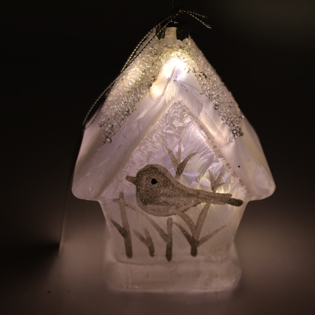 The Cardinal Glass Orna