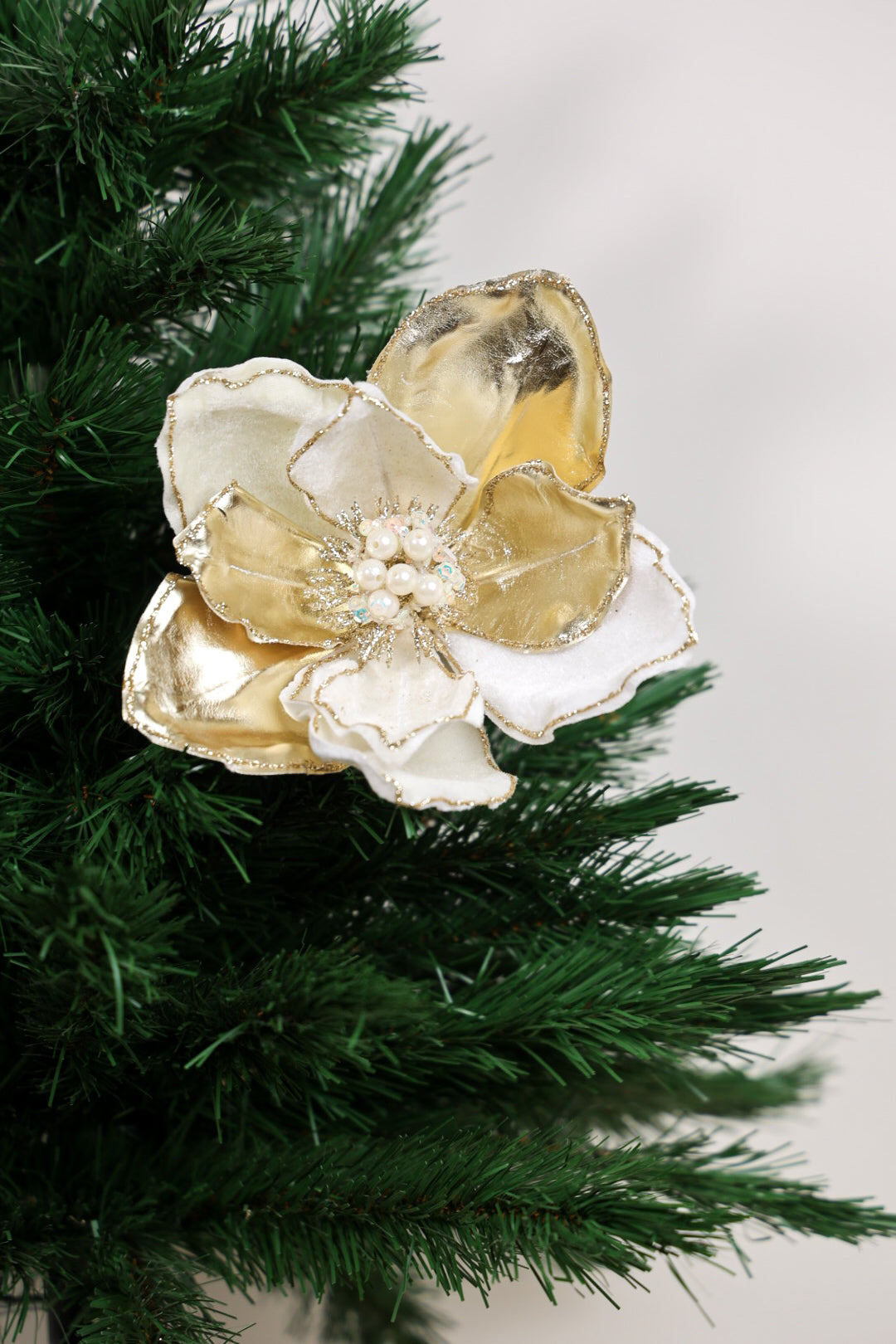 Magnolia Christmas Tree Flower