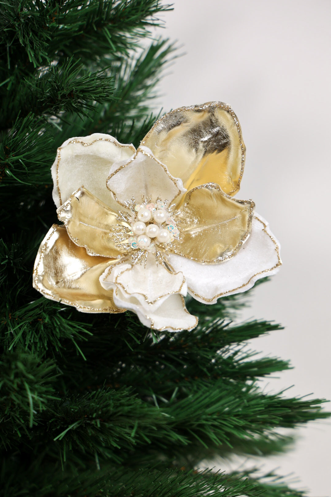 Magnolia Christmas Tree Flower