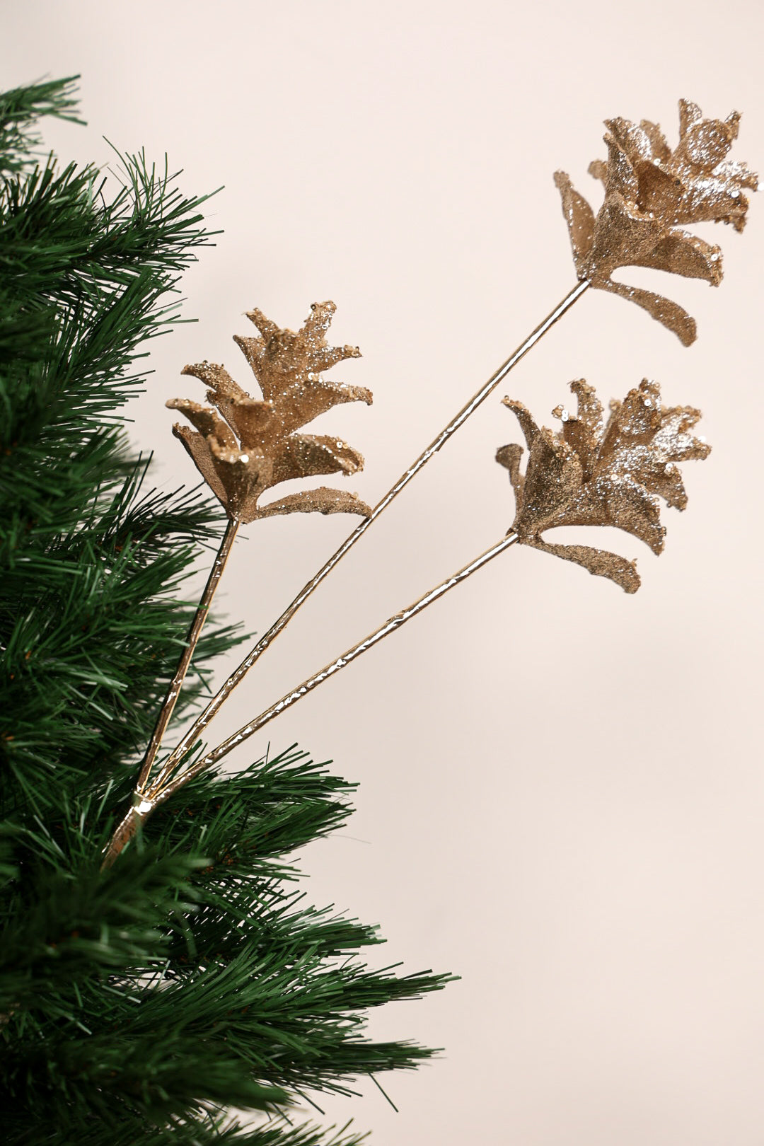 Christmas 3xPine Cones Spray