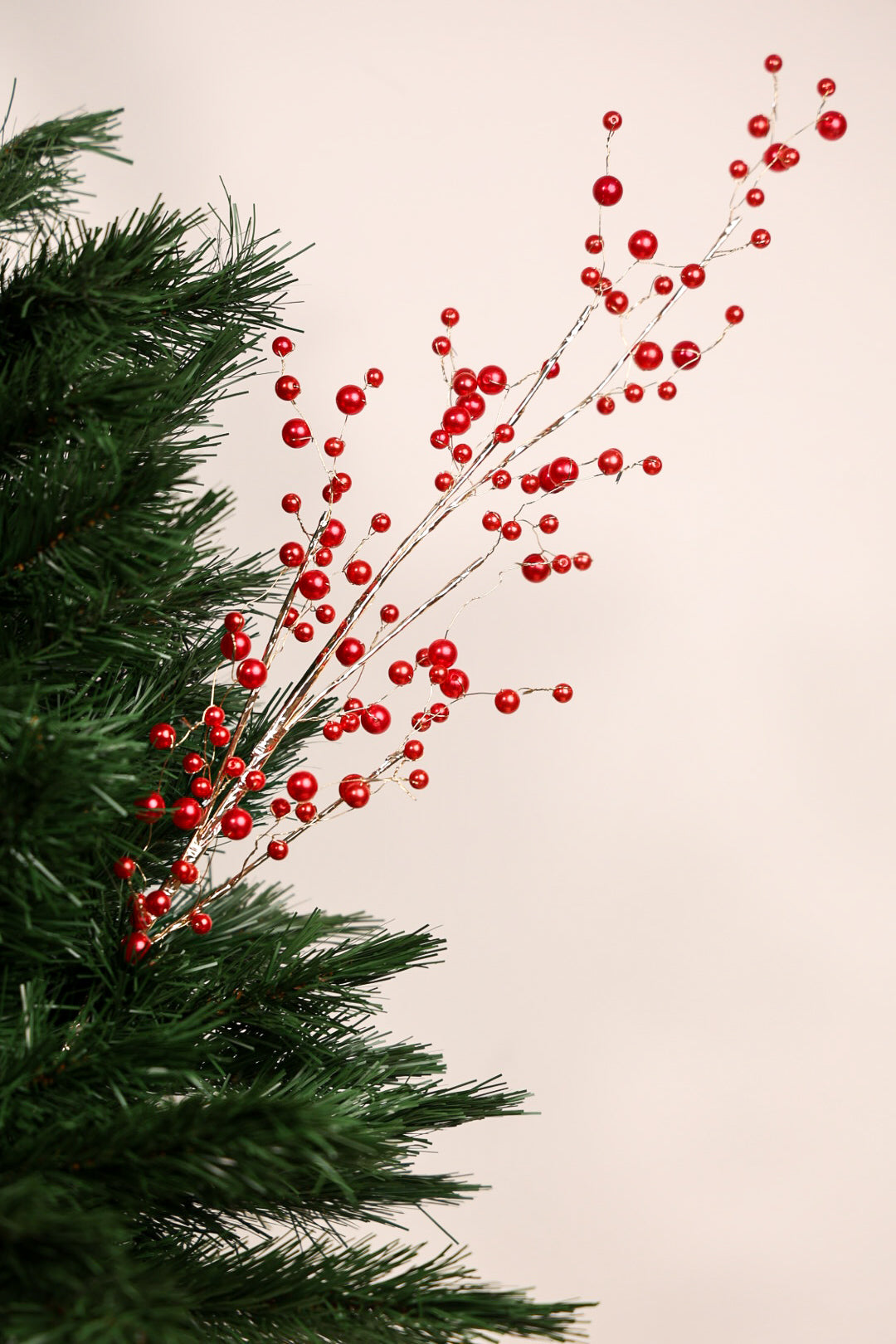 Pearl Berries Christmas Tree Spray