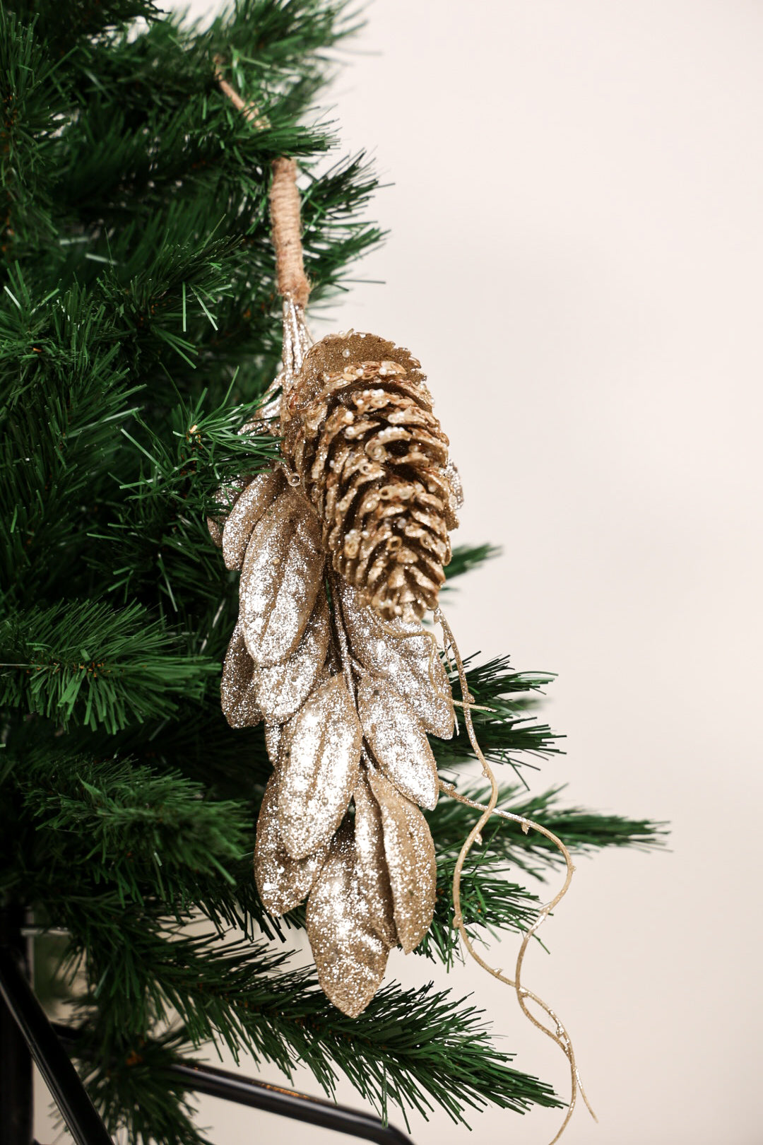 Pine With Leaves Christmas Hanging Spray