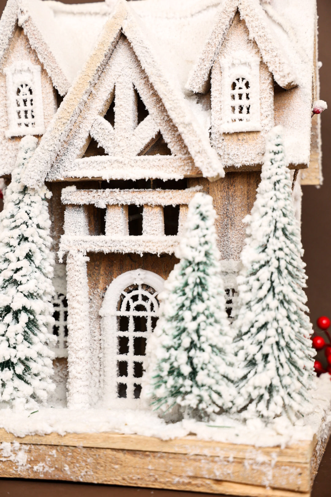 Christmas Large Cottage