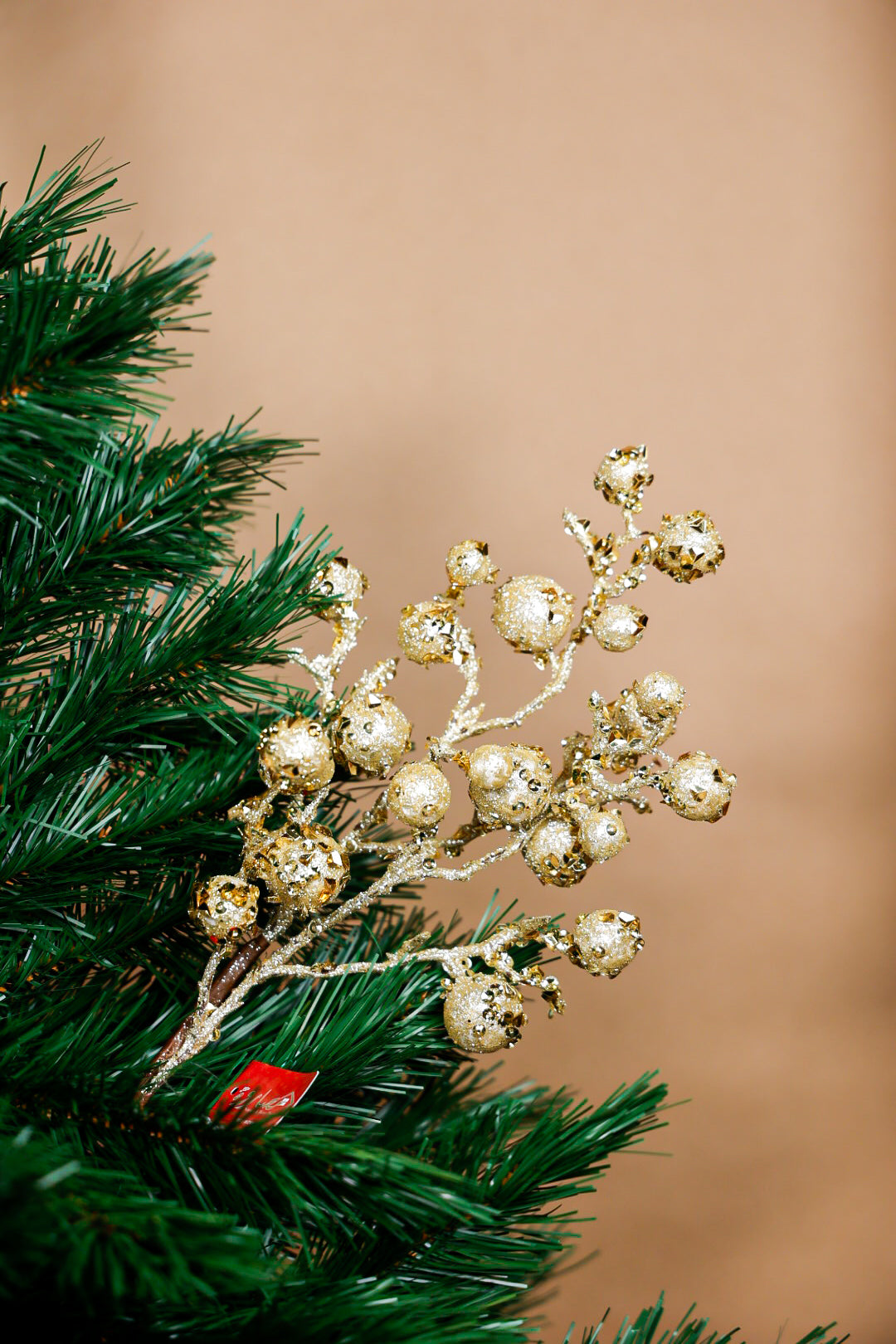 Glitter Berries Tree Spray