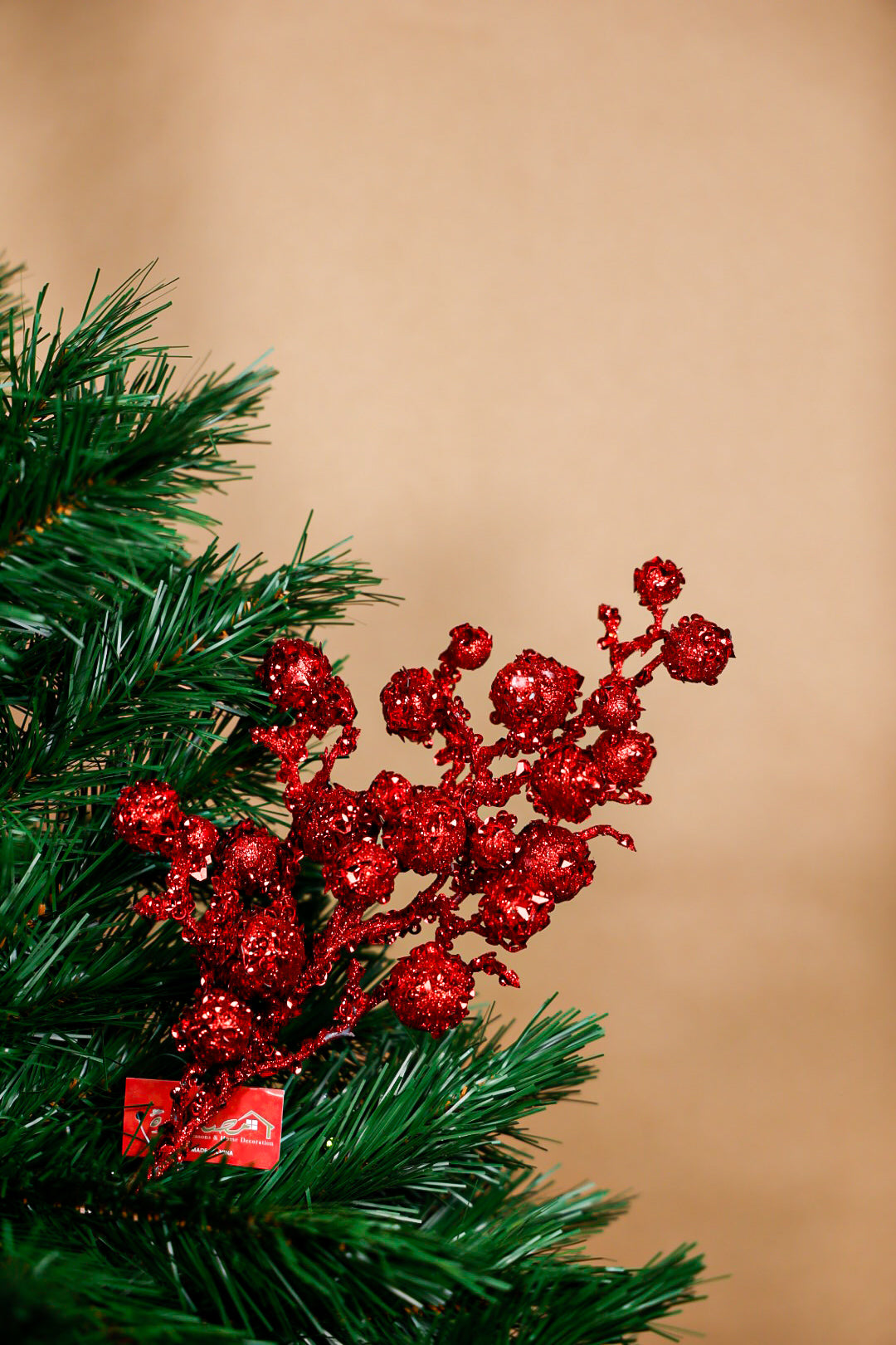 Glitter Berries Tree Spray