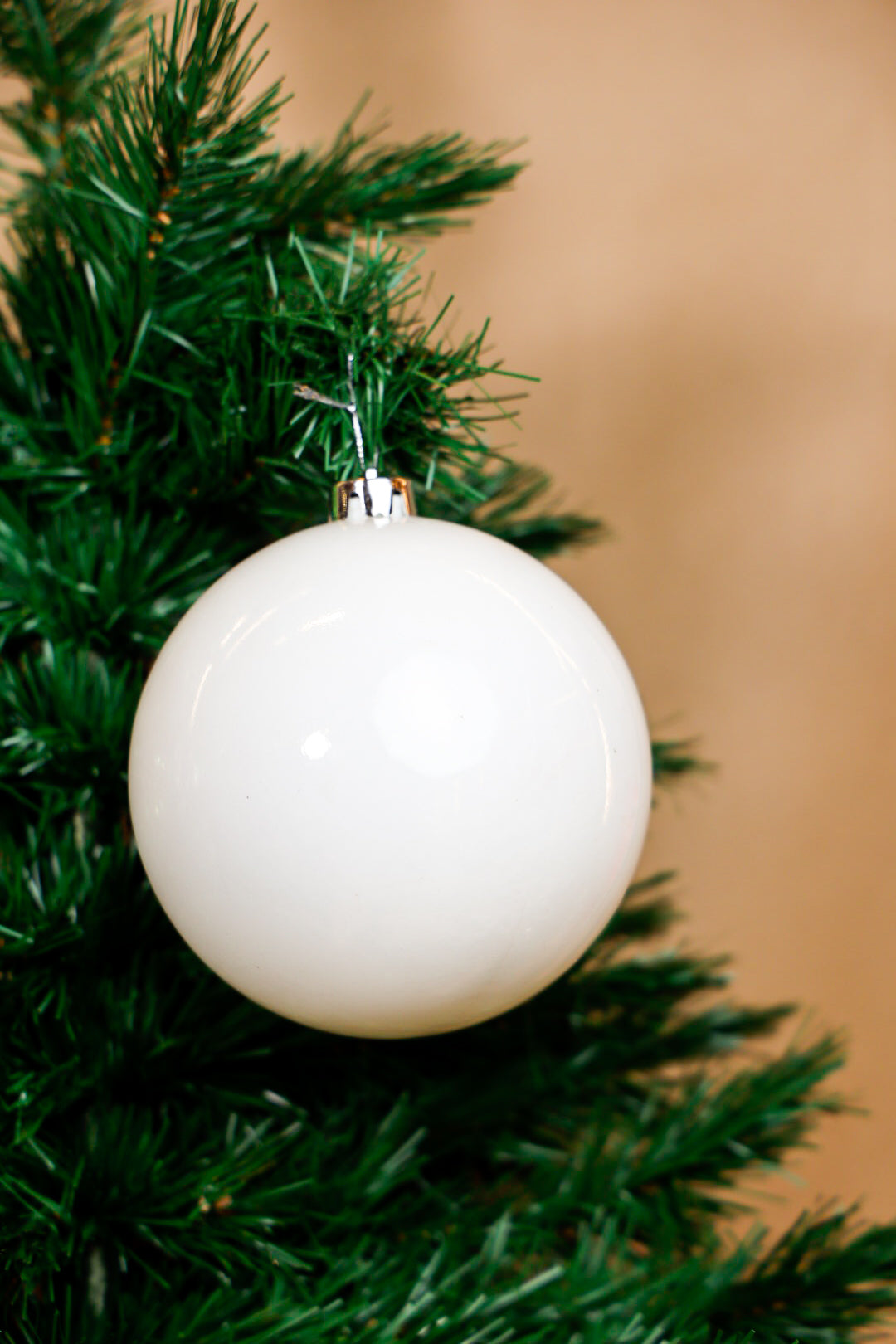 15CM Gloss White Ball