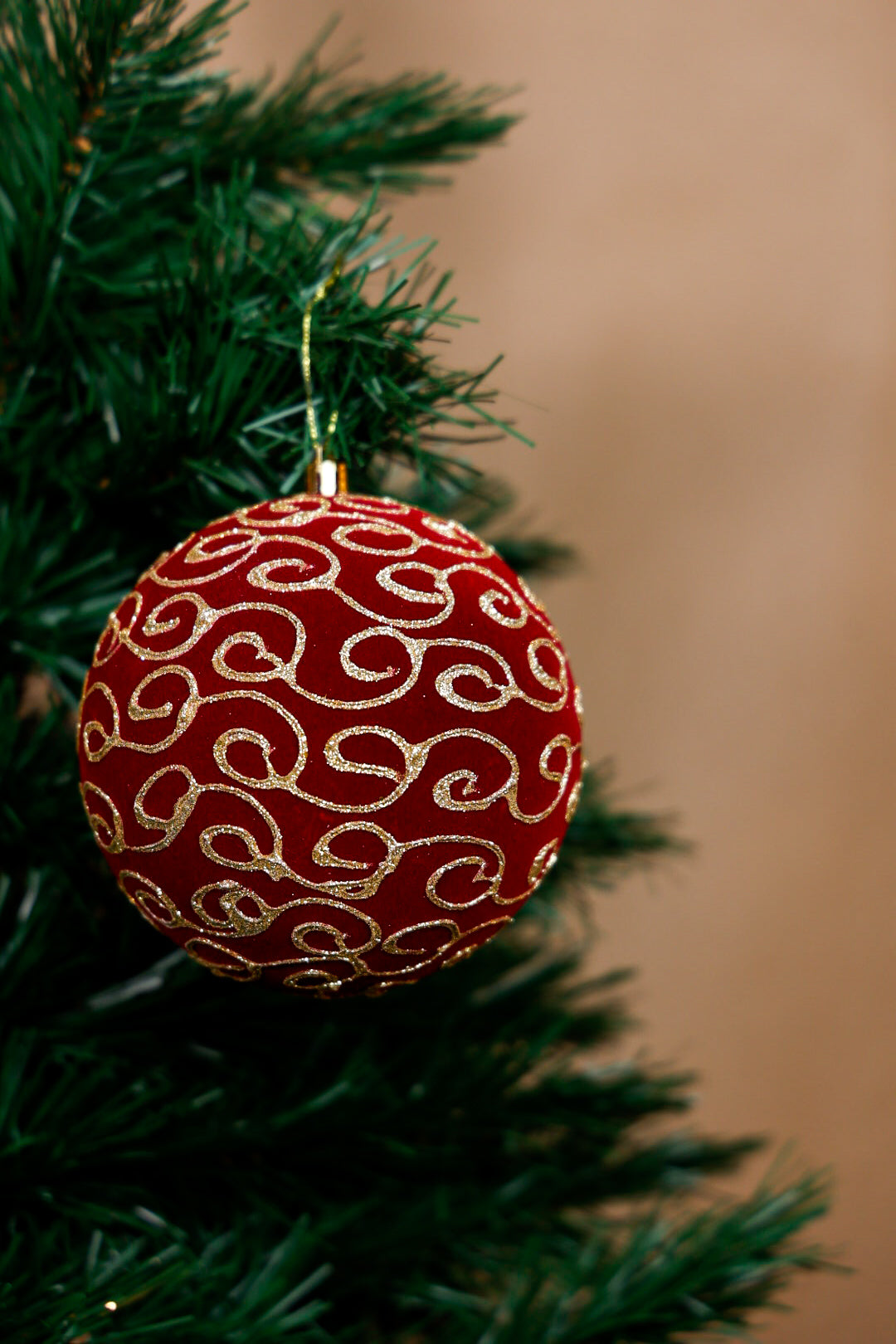 12CM Velvet Burgundy Ball