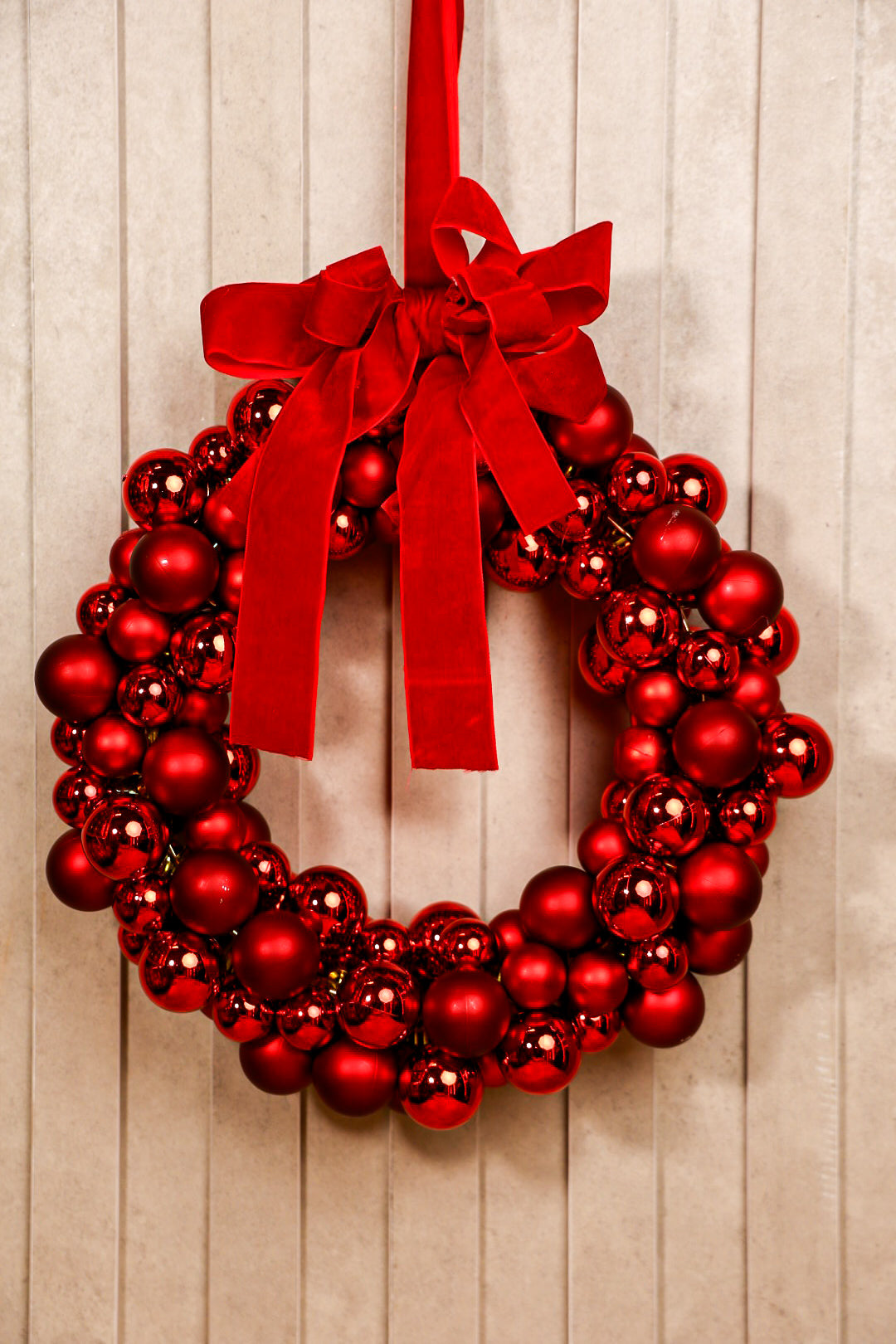 Balls Wreath With a Velvet Bow
