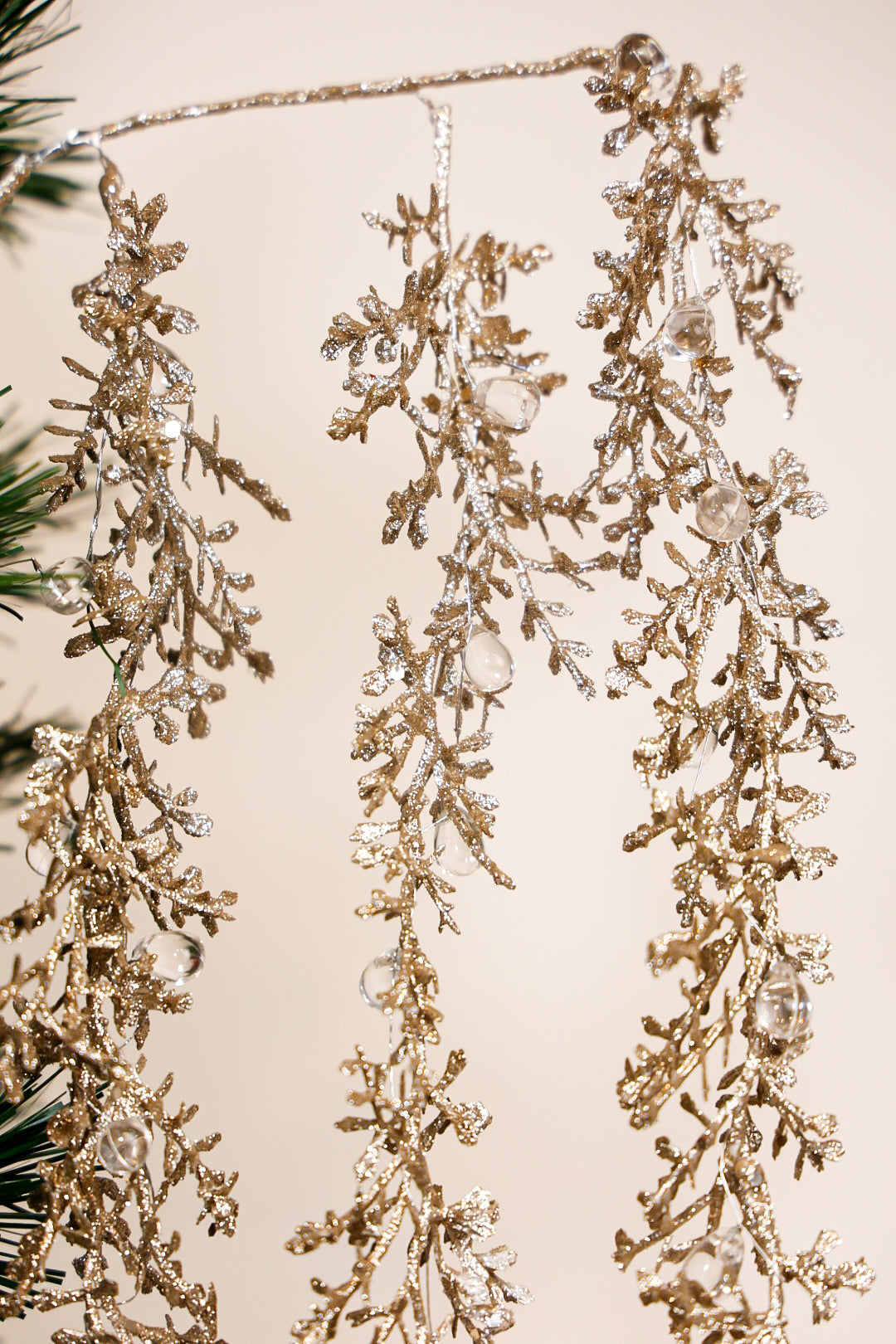 Hanging Champagne Spray With Beads