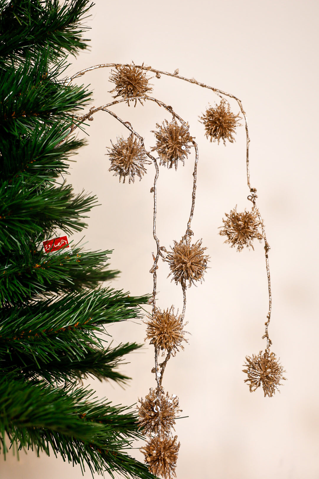 Hanging Glitter Balls Tree Spray