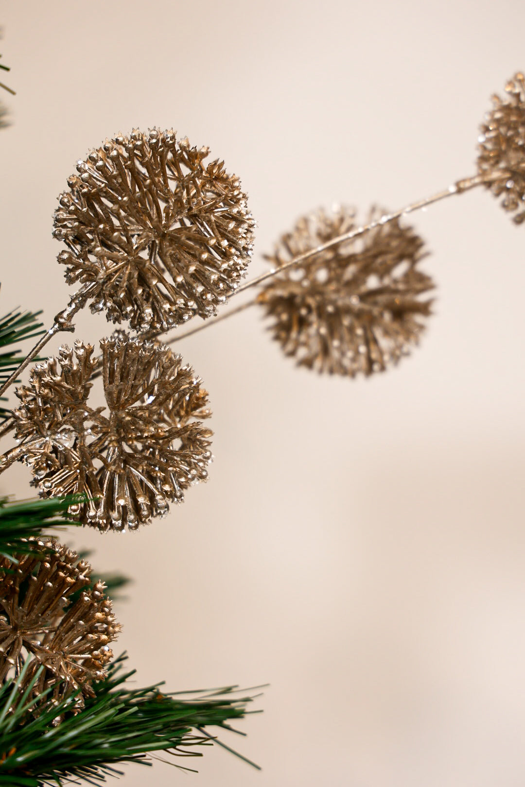 Matte Balls Tree Spray