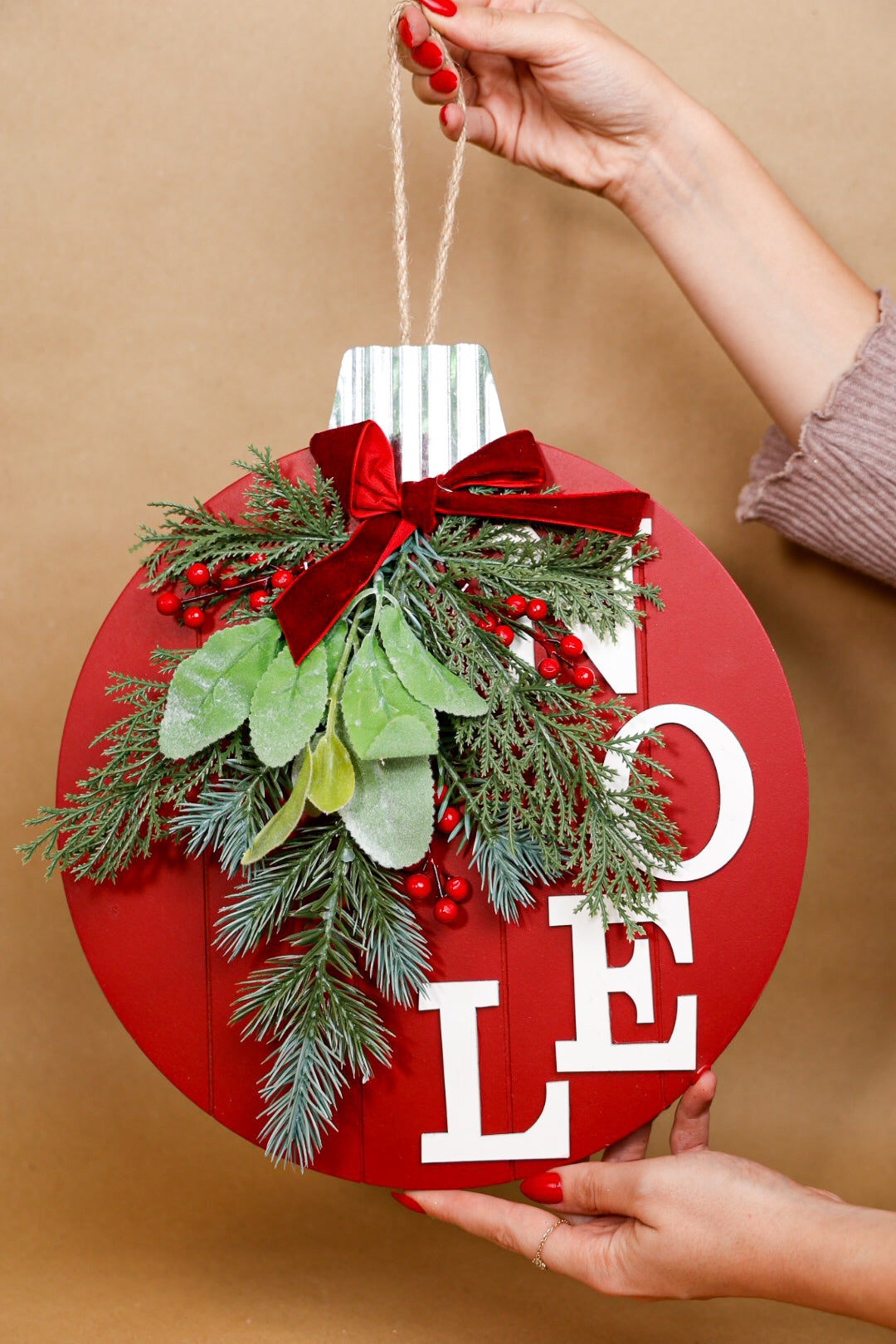 Wooden Noel Wreath Door Hanging