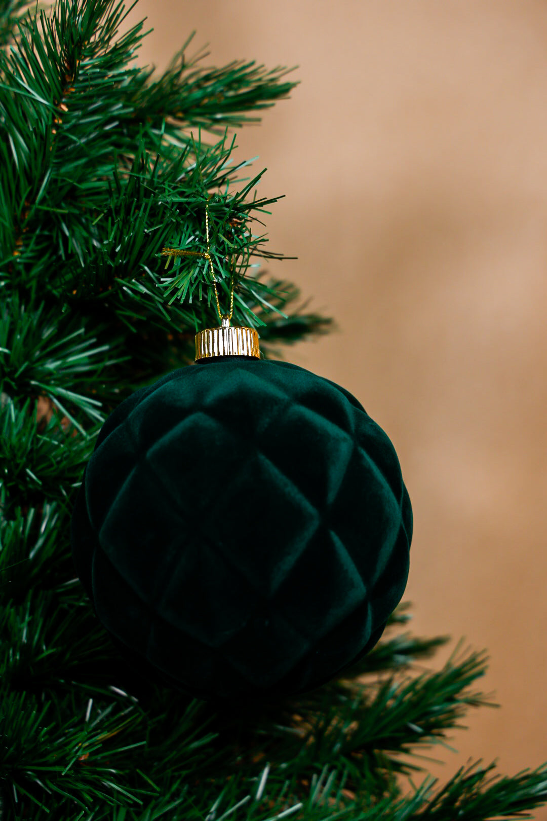 15CM Velvet Green Ball